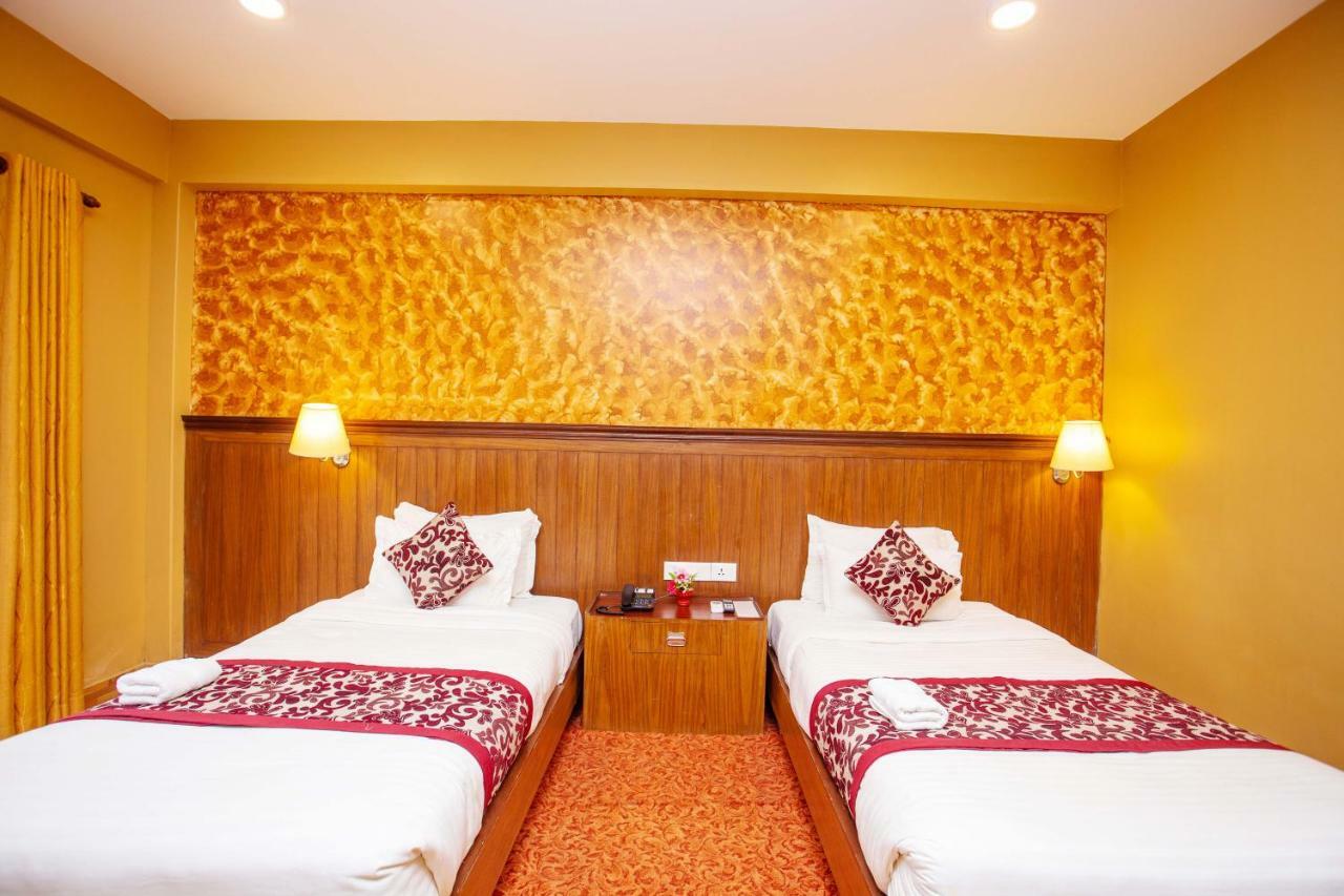 Hotel Iceland Покхара Экстерьер фото